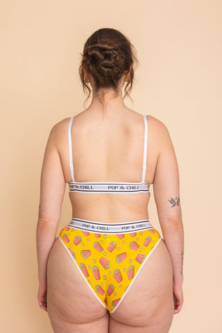 Top Triangle "POP & CHILL"