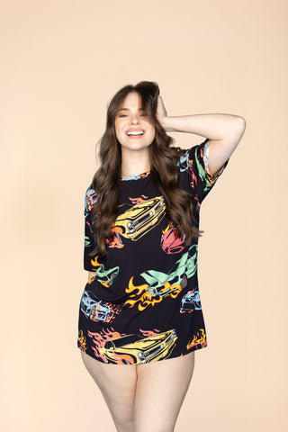 Long Tee Unisexe "DANGEROUS CURVES"